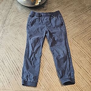 Boys Navy jmcargo jogger size 5/6